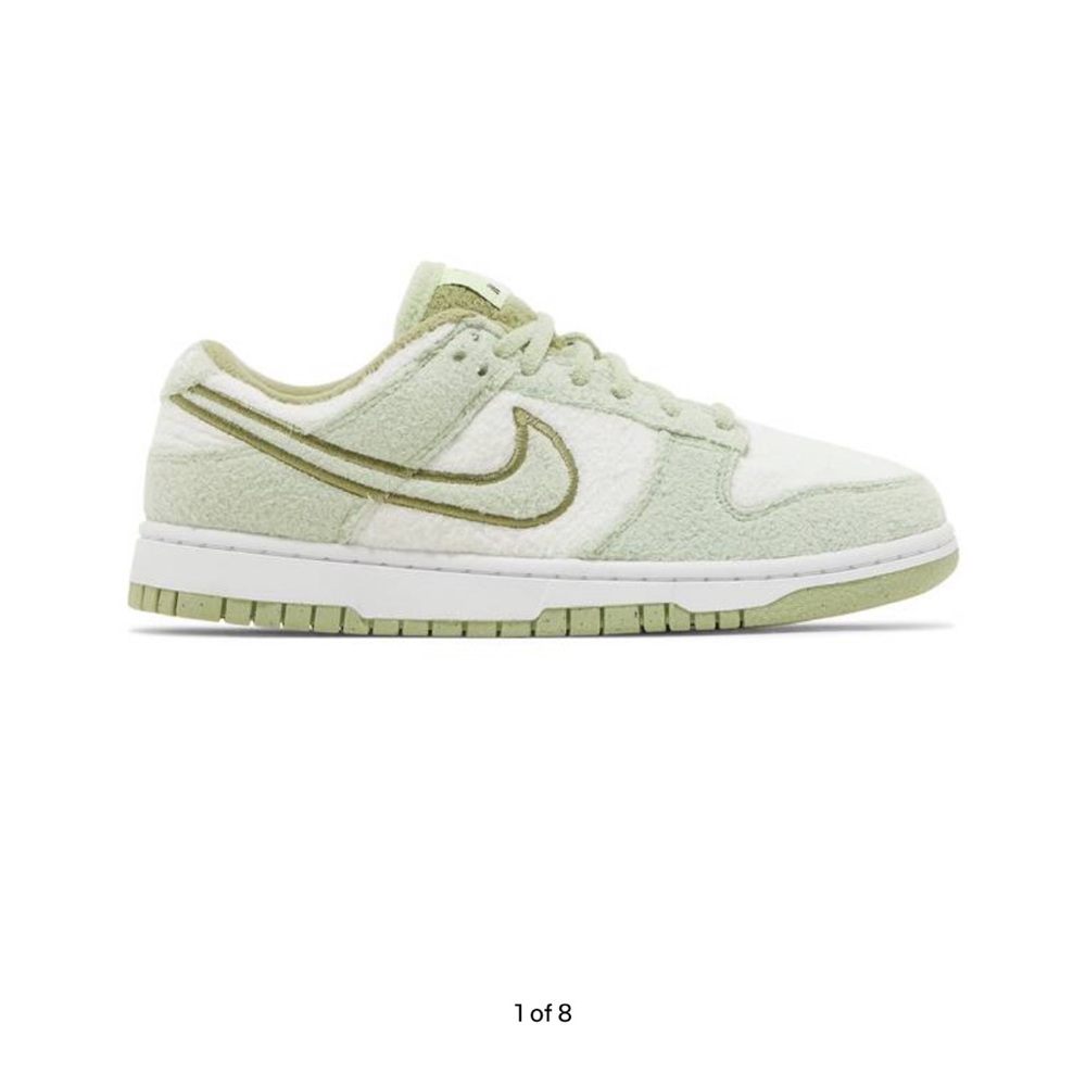 Nike low dunks